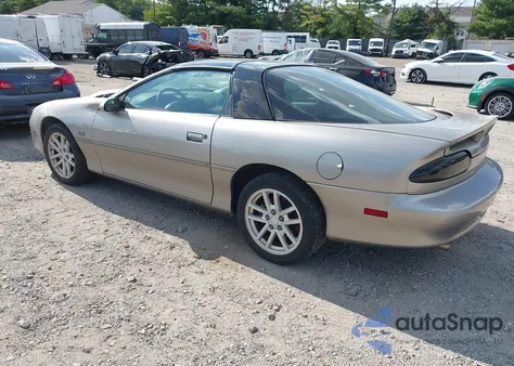 2002 Chevrolet Camaro Z28 из США, поврежденный, VIN 2G1FP22G622165539